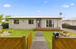 14 Solway Street, Levin