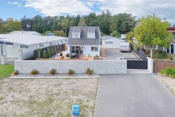 44 Rotten Row, Waikuku Beach