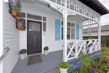 13 Hay Street, Bromley