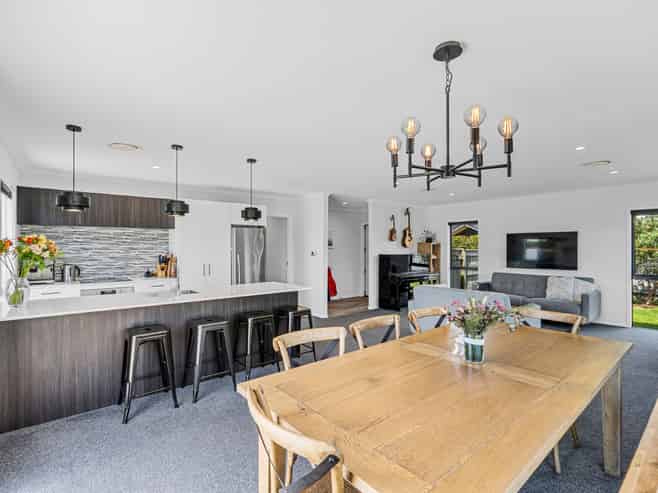 6 Terli Way, Glen Avon