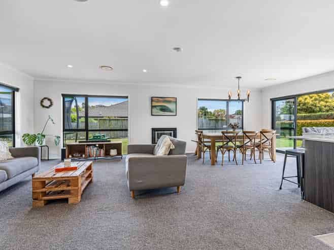 6 Terli Way, Glen Avon