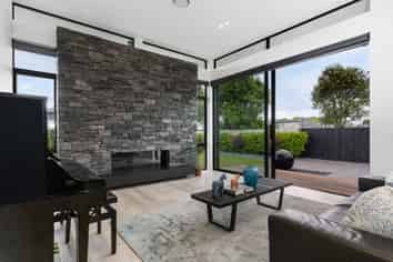 49 St Andrews Square, Strowan