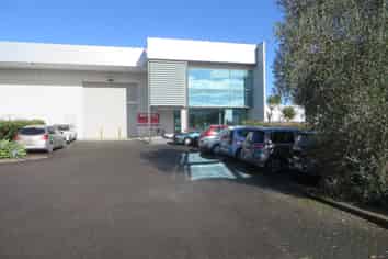 Clean industrial with excellent access