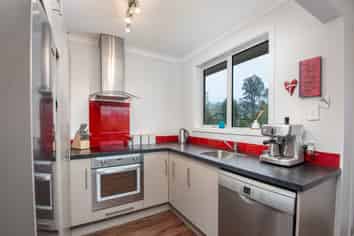 5 Flower Street, Fairfield