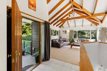 8F Roseberry Avenue, Birkenhead