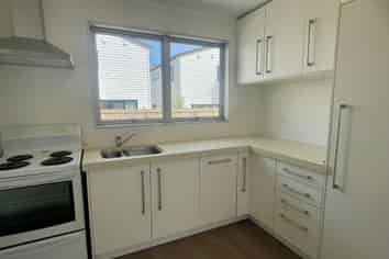 b/35 Tabitha Crescent, Henderson