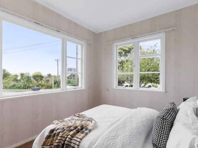 2 Daventry Street, Waterview