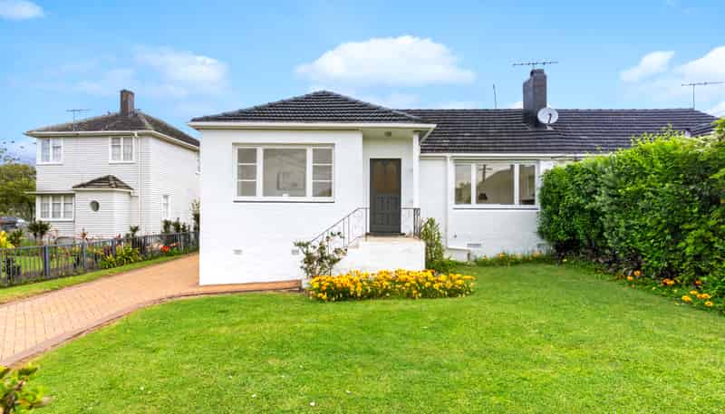 2 Daventry Street, Waterview