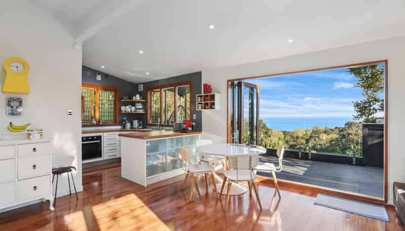 674 South Titirangi Road, Titirangi