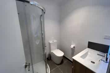 2C/23 Hibiscus Avenue, Hamilton Lake