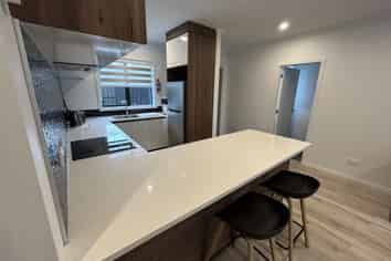 2C/23 Hibiscus Avenue, Hamilton Lake