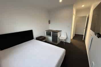 2C/23 Hibiscus Avenue, Hamilton Lake