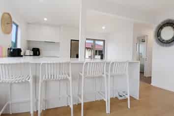 2/23 Park Road , Glenfield