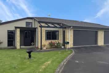 4/3 Turnbury Court, Rototuna