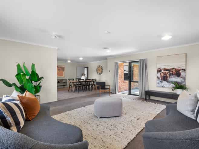 9 Whitney Place, Rototuna North