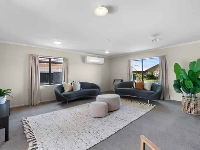 9 Whitney Place, Rototuna North