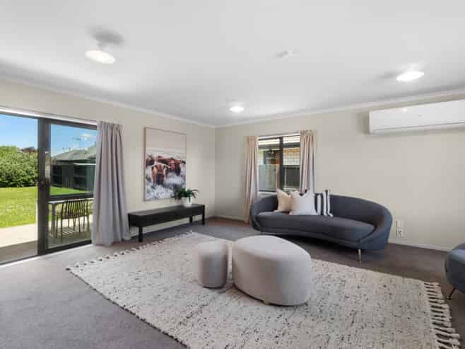 9 Whitney Place, Rototuna North