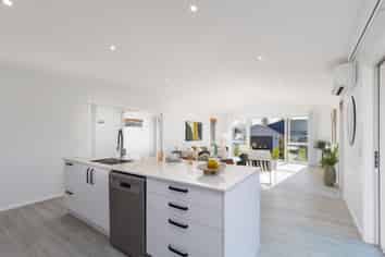 1 Penny Lane, Richmond