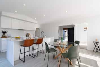 1 Penny Lane, Richmond