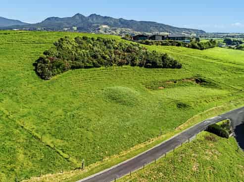 19 Washer Road, Omata