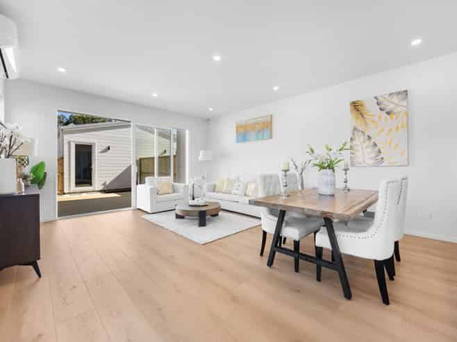 111 Tributary Parade, Karaka