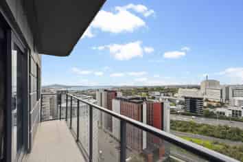 16J/6 St Martins Lane, Grafton