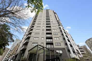 16J/6 St Martins Lane, Grafton