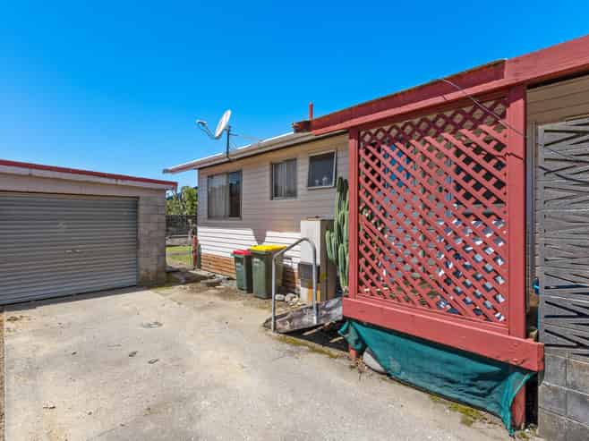 64a Broadway, Waitara