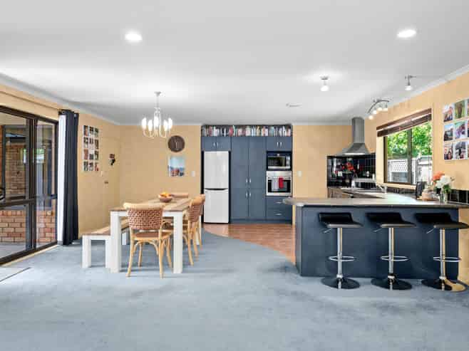 13 Logan Court, Chartwell