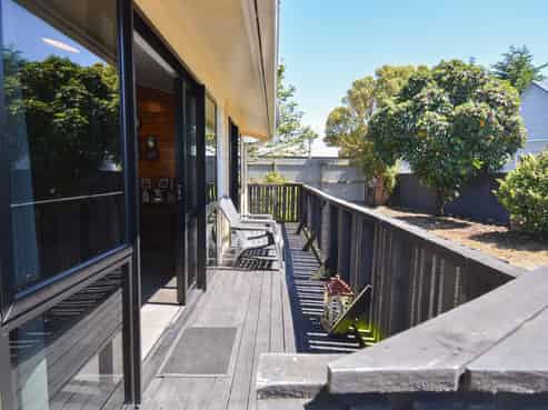 295 Tweed Street, Georgetown