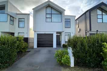 51 Battalion Drive, Takanini