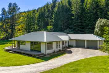 1005 Onamalutu Road, Onamalutu