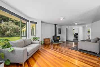 1005 Onamalutu Road, Onamalutu