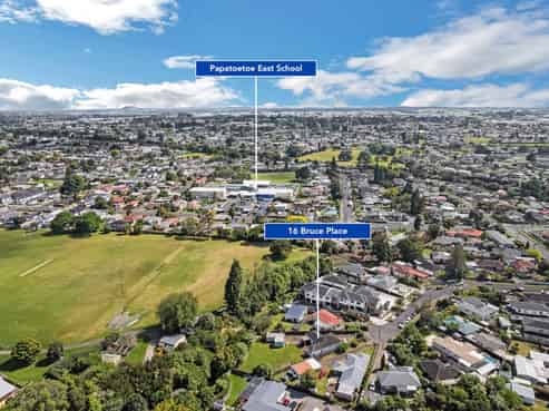 16 Bruce Place, Papatoetoe