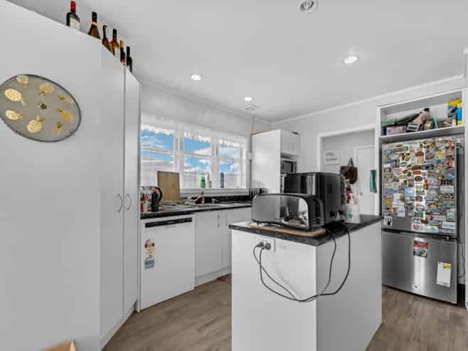 16 Bruce Place, Papatoetoe