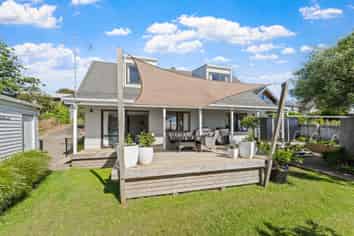 52B Tiri Road, Manly