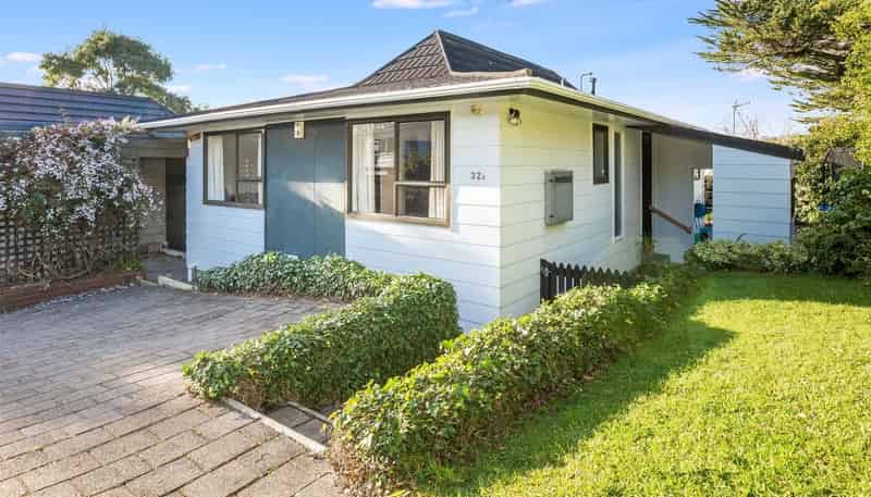 32a Transom Close, Porirua
