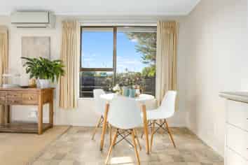 32a Transom Close, Porirua