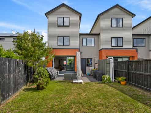 8/6 Onekiritea Road, Hobsonville