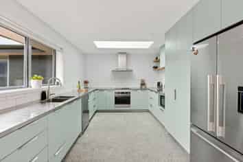 9 Brewster Crescent, Lake Hawea