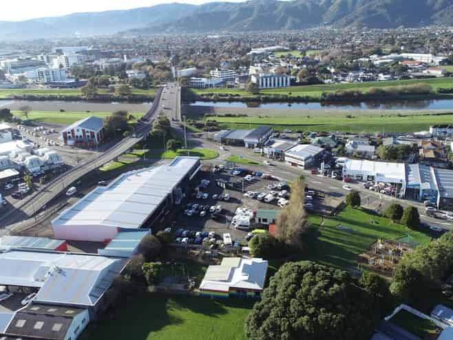 High profile yard- Join the action