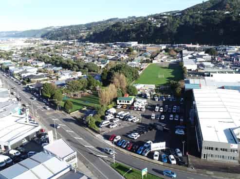 High profile yard- Join the action