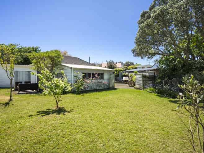 15A Marama Crescent, Spotswood