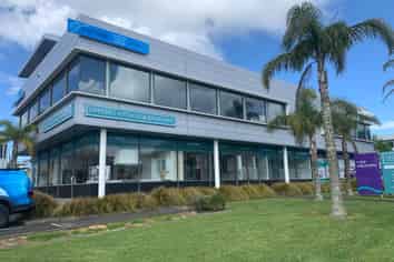 High-Profile Ground Floor Office or Showroom 