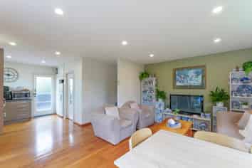 2/37 Lochee Road, Upper Riccarton