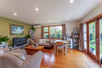 2/37 Lochee Road, Upper Riccarton