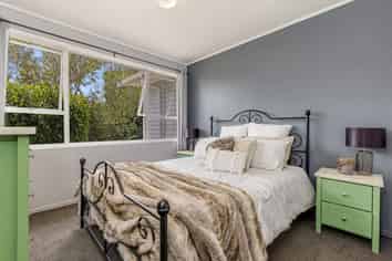 11 Goodwin Drive, Rosehill