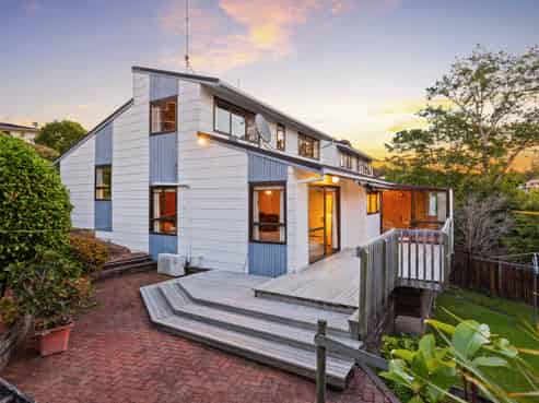 13A Eastwood Rise, Browns Bay