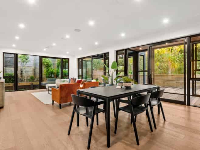 5 Kina Place, Long Bay