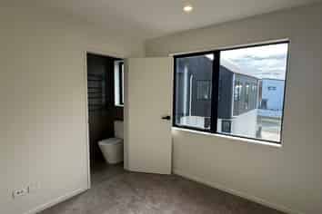 6D Glennandrew Drive, Half Moon Bay